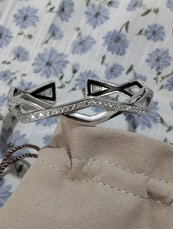 David Yurman. Jewelry - David Yurman Zig Zag Stax Sterling Silver with Diamonds Two Row Cuff Bracelet